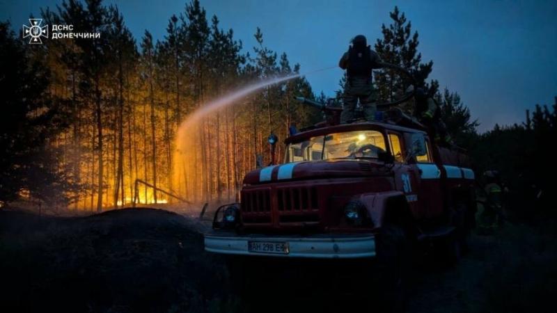 Пожежа в селі Студенок на Харківщині: згоріло половина будинків (ФОТО)